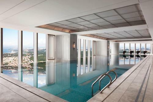 Hotel The St Regis Qingdao