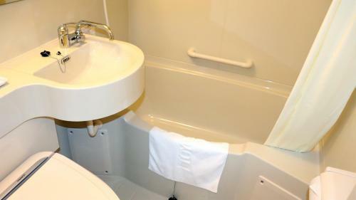 Hotel Toyoko Inn Higashi Hiroshima Ekimae