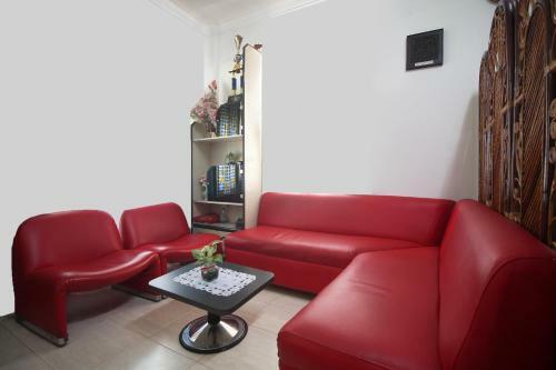 Hotel Oyo 2593 Mawar Homestay