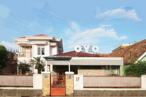 Hotel Oyo 2593 Mawar Homestay