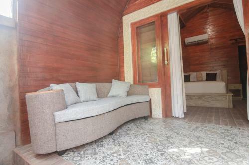 Lodge Kubu Kayana Batuan