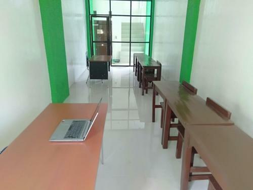 Hotel Oyo 90930 Wisma Hana Hani