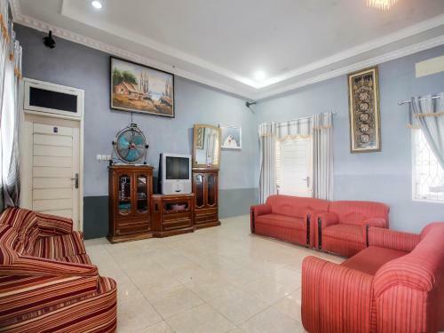 Hotel Oyo 91005 Cottage Putra Mutun Beach