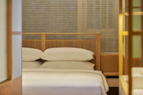 Hotel ?????????the Sh�ng By Artyzen Qiantan Shanghai