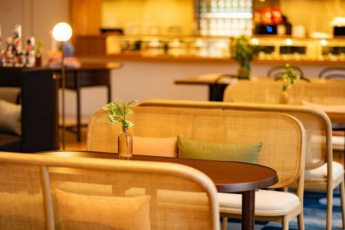 Hotel ?????????the Sh�ng By Artyzen Qiantan Shanghai