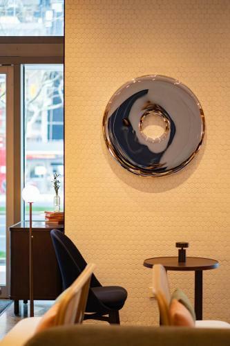 Hotel ?????????the Sh�ng By Artyzen Qiantan Shanghai