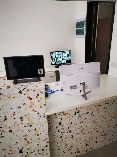 Fishinn Hotel People Square