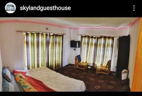 Hostal Sky Land Guest House