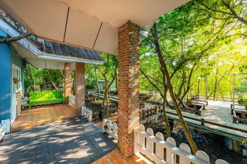 Hotel Ratathara Resort