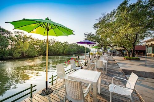 Hotel Ratathara Resort