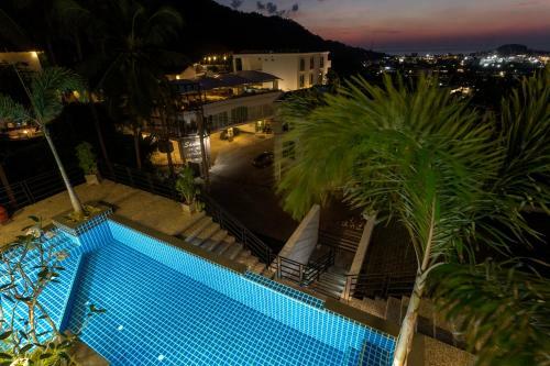 Twin Villas Seaview Kata