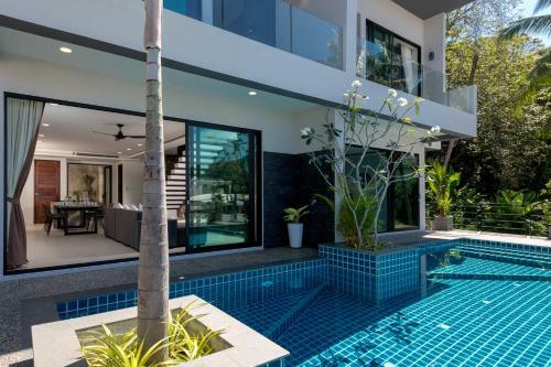 Twin Villas Seaview Kata