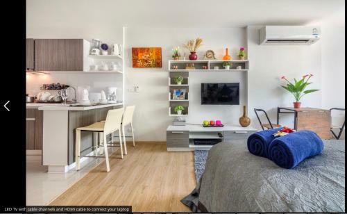 Apartamento Ozone Condotel Unit A609, Kata Beach