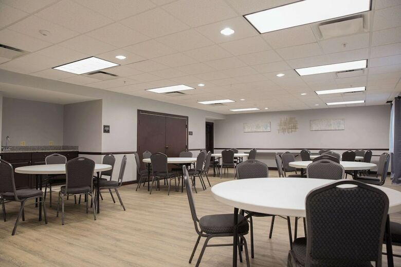 Evangeline Downs Hotel, An Ascend Hotel Collection Member