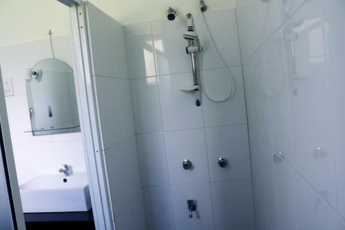 Hostal Manel Guest House