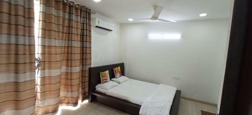 Comfortable 3-bhk Luxurious Villa With Parking