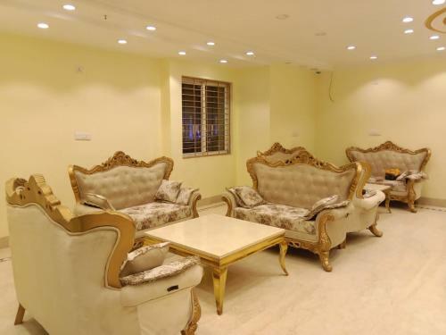 Hotel Sks Grand Palace