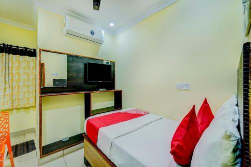 Oyo 66090 Hotel Bsr Grand