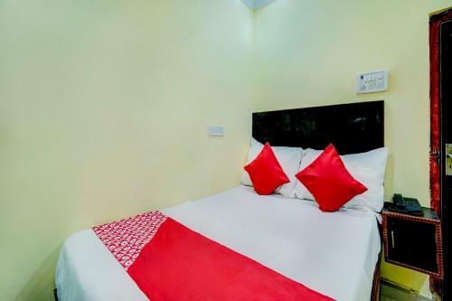Oyo 66090 Hotel Bsr Grand