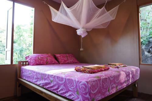 Lodge Jah Bar Bungalows