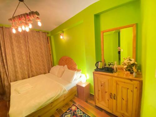 Hostal Old Town Cafe And Stay