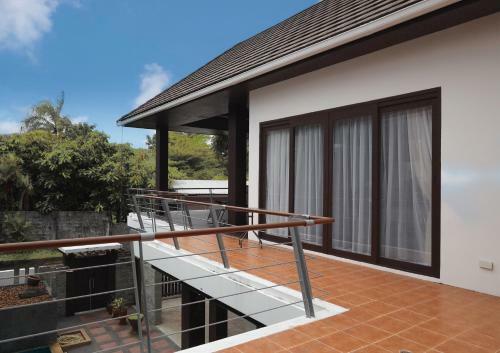 Beautiful 3 Bedrooms Villa - Bang Tao Beach Area