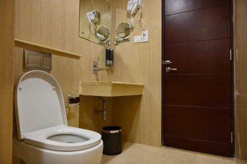 Hotel Raaj Bhaavan Clarks Inn Chennai