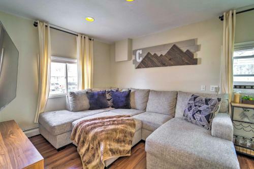 Modern Littleton Home With Yard Pets Welcome!