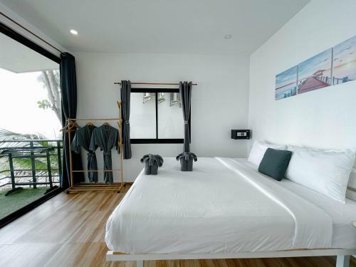 Patong Sunset Villa Phuket