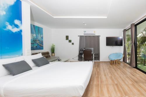 Patong Sunset Villa Phuket