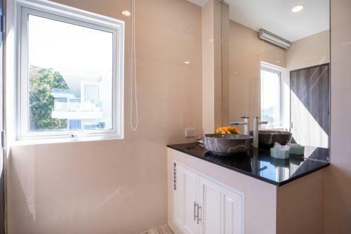 Luxury Villa 8 Bedroom In Patong Beach Villa Infinity