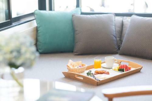Liv Hotel Phuket Patong Beachfront - Sha Extra Plus