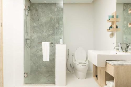 Liv Hotel Phuket Patong Beachfront - Sha Extra Plus