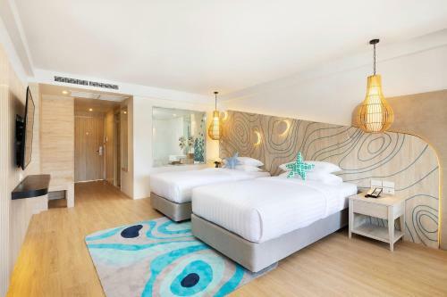 Liv Hotel Phuket Patong Beachfront - Sha Extra Plus