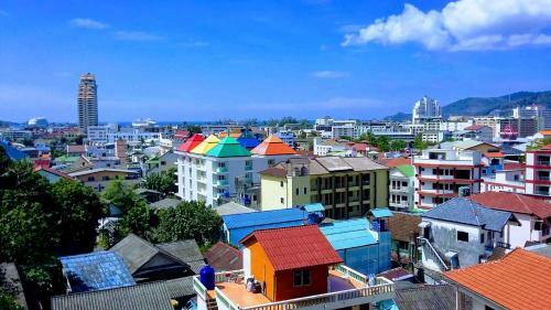 Wazza's Patong Apartment
