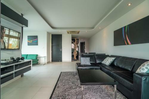 Twin Sands Apartments By Lofty