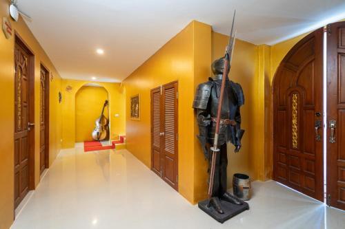 Exclusive Castle Villa With Two Pools+gym+cinema Patong