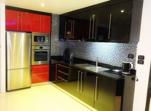 Best 2 Bedroom Apartment 2min Walk To Patong Beach