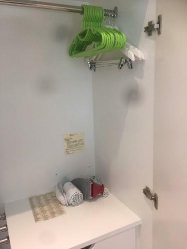 Patong Hill Cozy Studio With Nice Pool And Garden