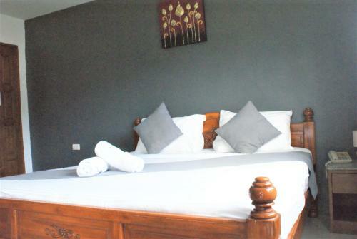 Patong Dynasty Hotel New Management