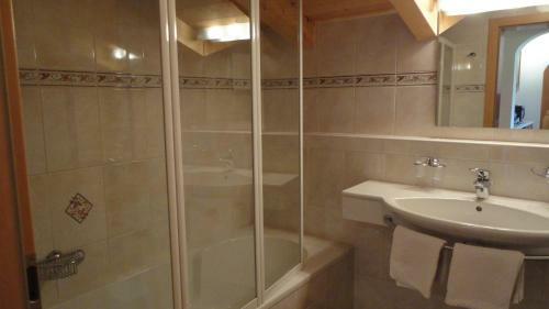 Hostal Ferienwohnungen Birnbacher