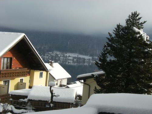 Haus Claudia Sonniger Seeblick Sattendorf