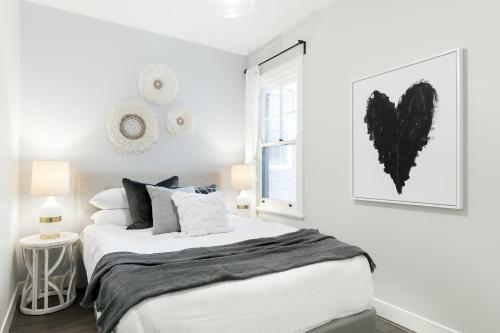 Apartamento Walk Everywhere In The City From A Historic Home