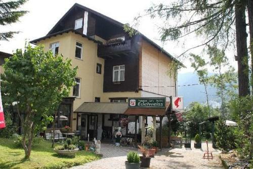 Posada Gasthof Edelweiss