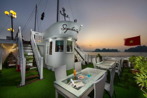 Signature Halong Cruise
