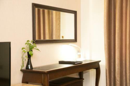 City Bay Palace Hotel