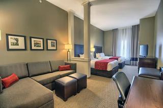 Hotel Comfort Suites Marietta