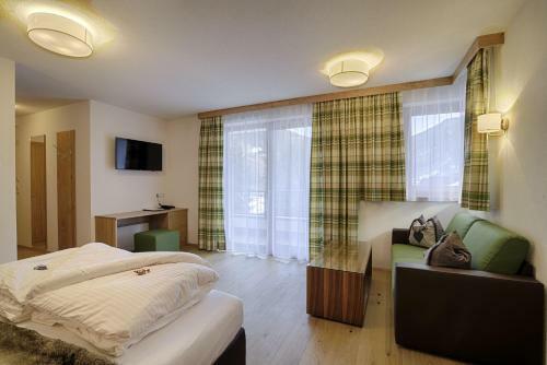 Hotel Enzian Paznaun