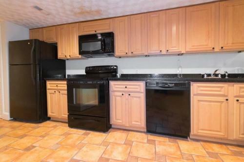 Apartamento Cathedral Charmer--2 Br English Basement, With Garden Access