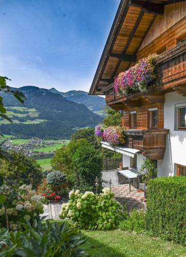 Apartamento Ferienhaus Schneiderh�usl Zillertal